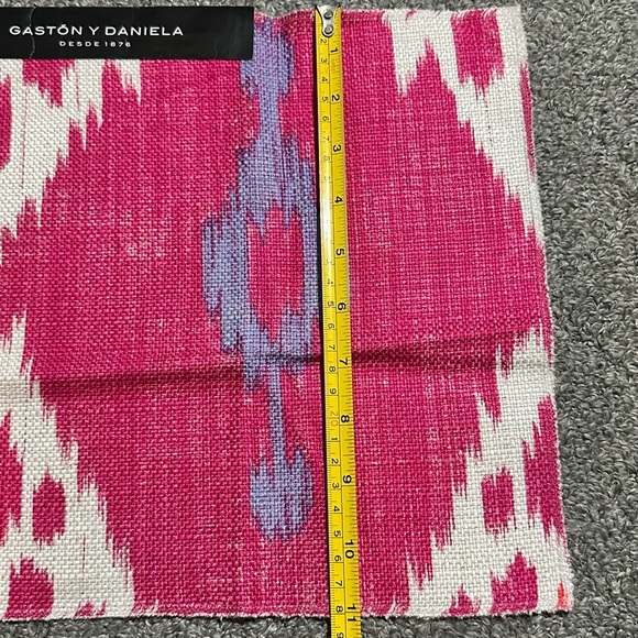 Gaston y Daniela Fabric Sample Remnant Ikat 11” Rojo Pink Purple Crafts - Picture 3 of 14